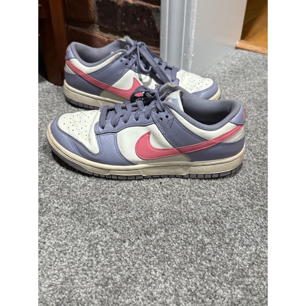 Nike Dunk Low Indigo Haze White Classic Sneakers Womens Size 6.5‎